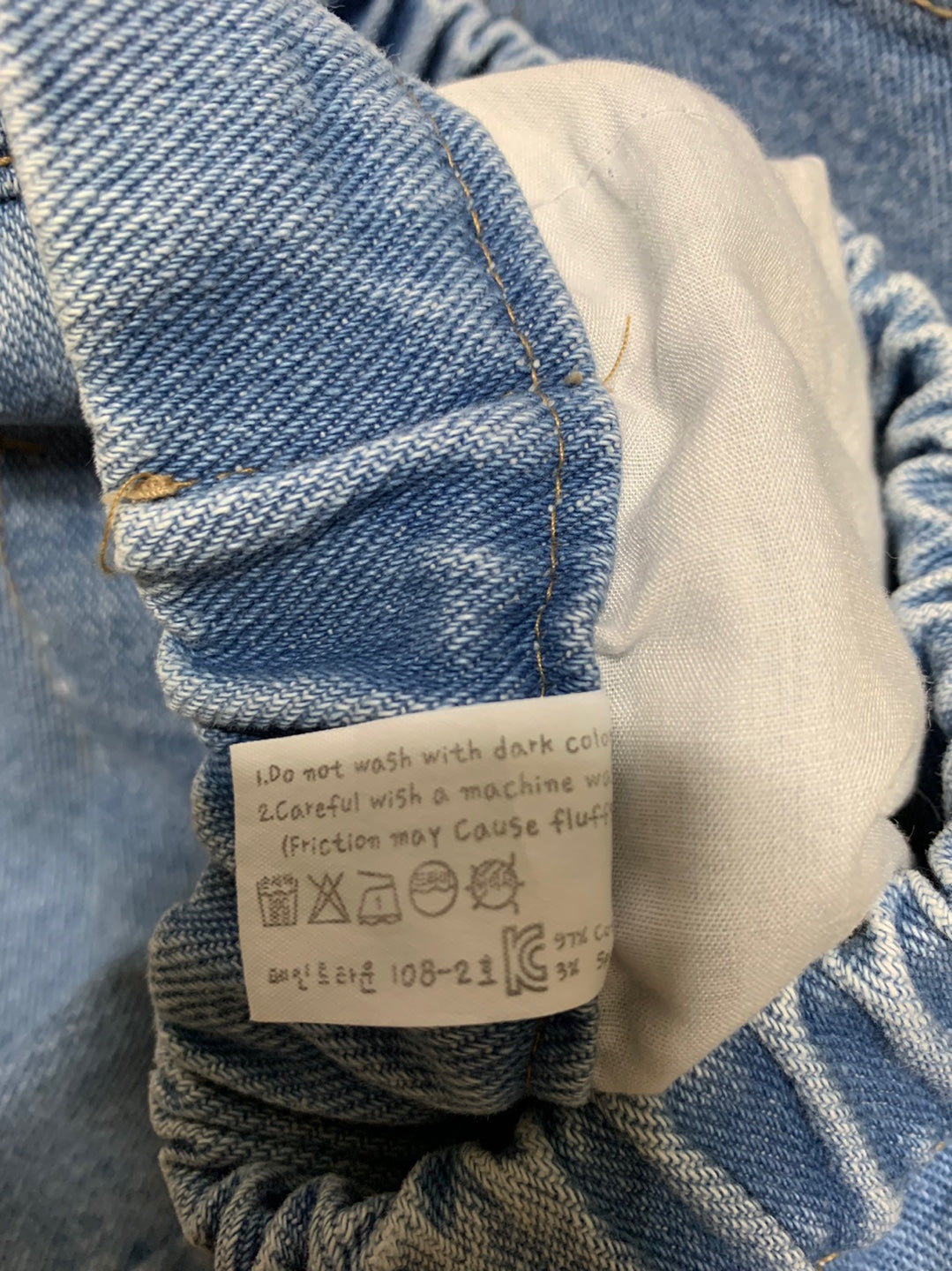 【即納・期末セール品】韓国子供服 Comma 女の子 子供服 8分丈デニムパンツ 2色 90-150サイズ