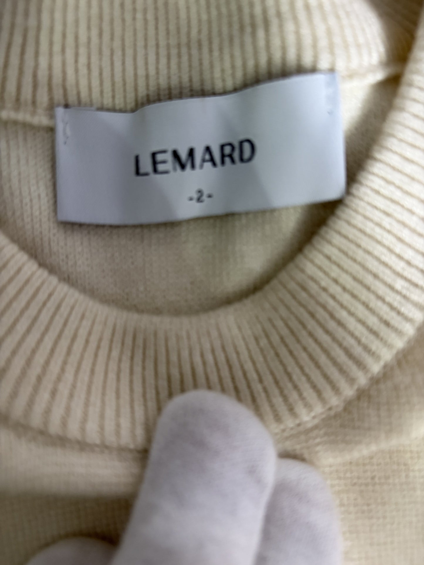 LEMARD クリームニットセーター (Size 2)